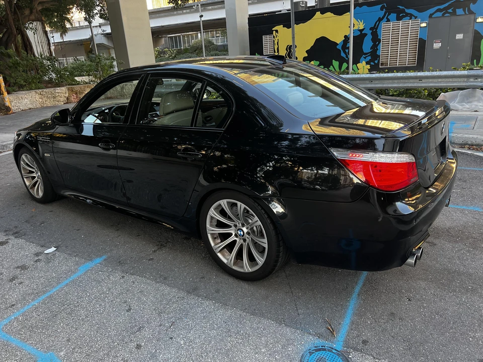 2010 BMW E60 M5 - Image 13 of 31