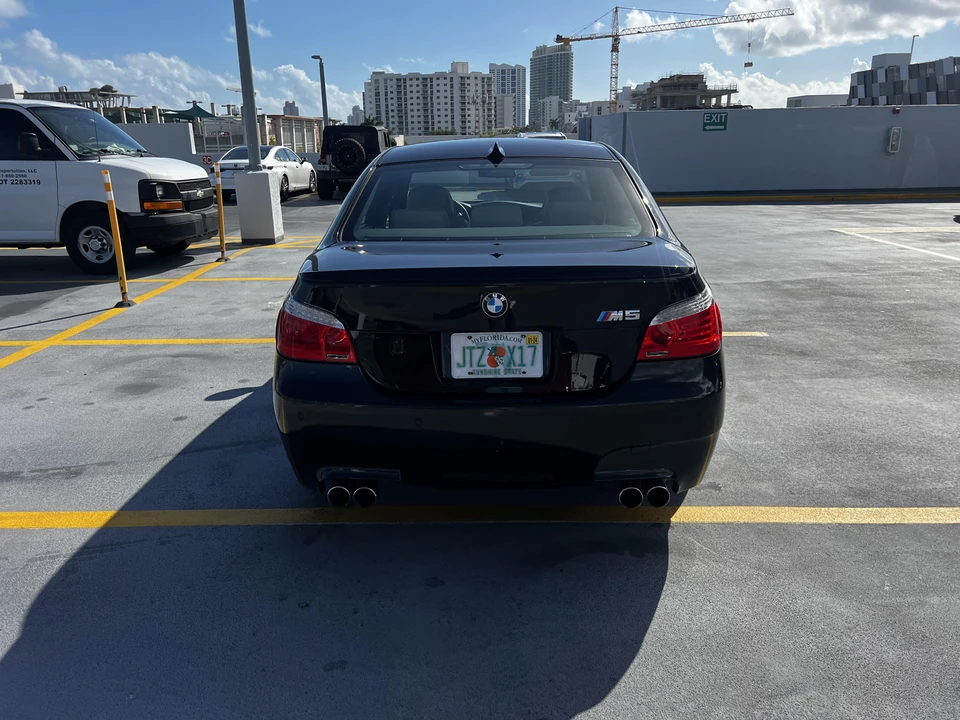 2010 BMW E60 M5 - Image 14 of 31
