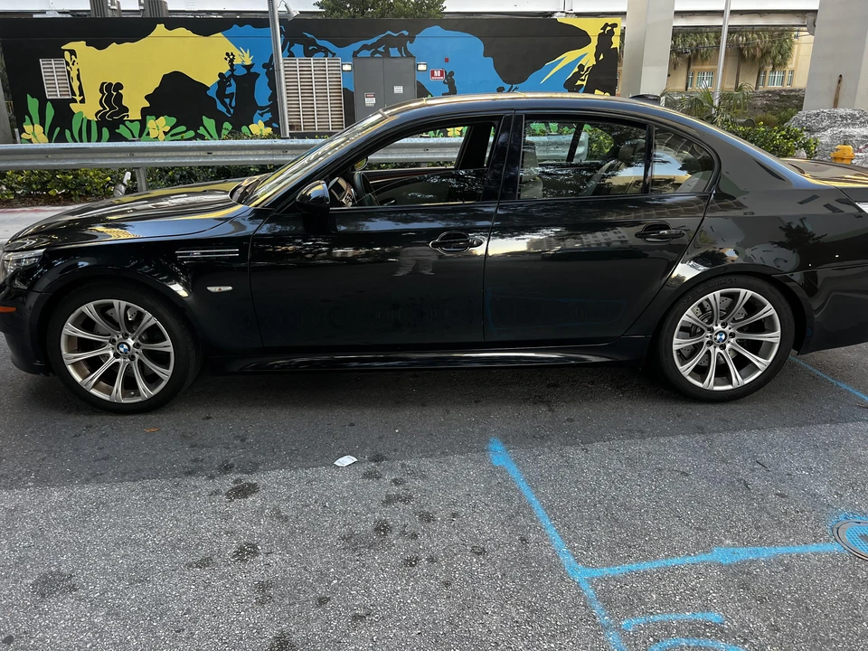 2010 BMW E60 M5 - Image 12 of 31