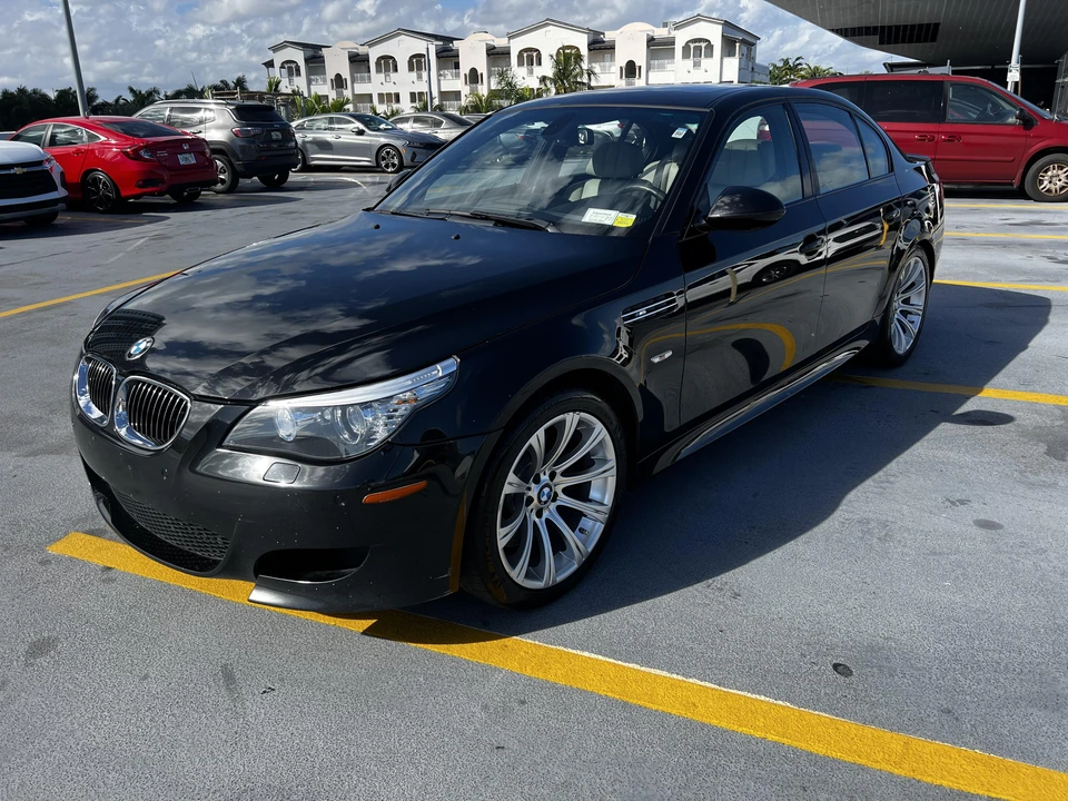 2010 BMW E60 M5 - Image 10 of 31