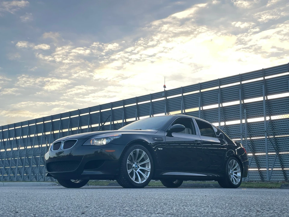 2010 BMW E60 M5 - Image 9 of 31