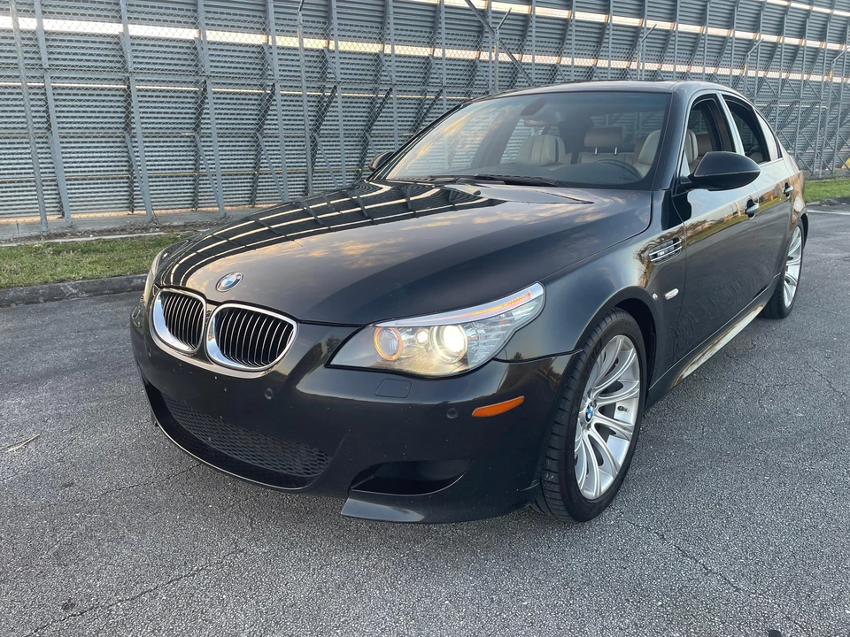 2010 BMW E60 M5 - Image 8 of 31