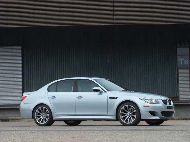 2010 BMW E60 M5 - Image 2 of 7