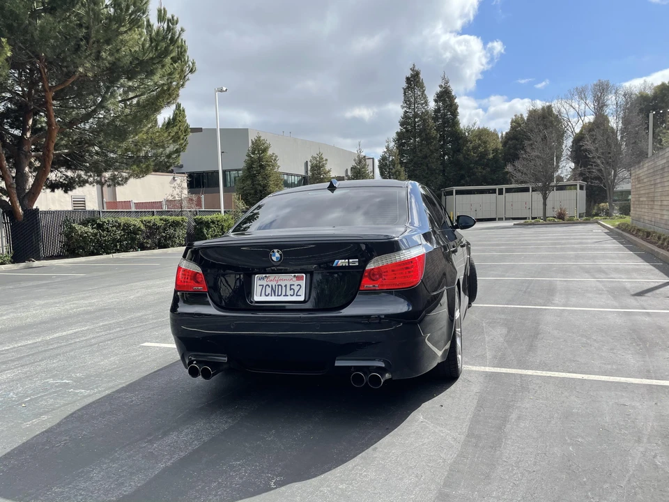 2010 BMW E60 M5 - Image 12 of 31