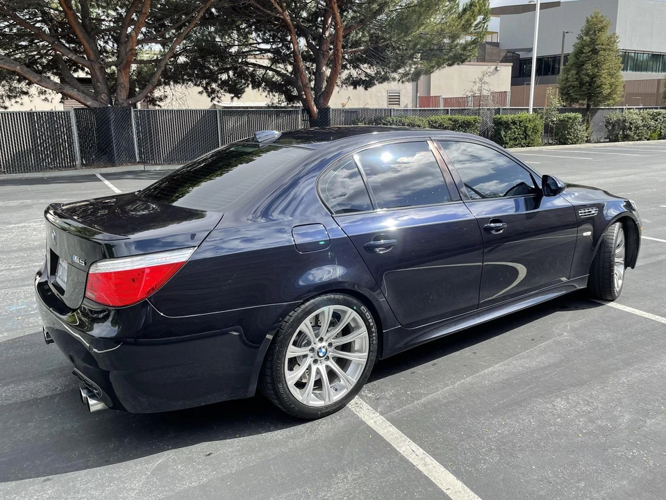 2010 BMW E60 M5 - Image 5 of 31