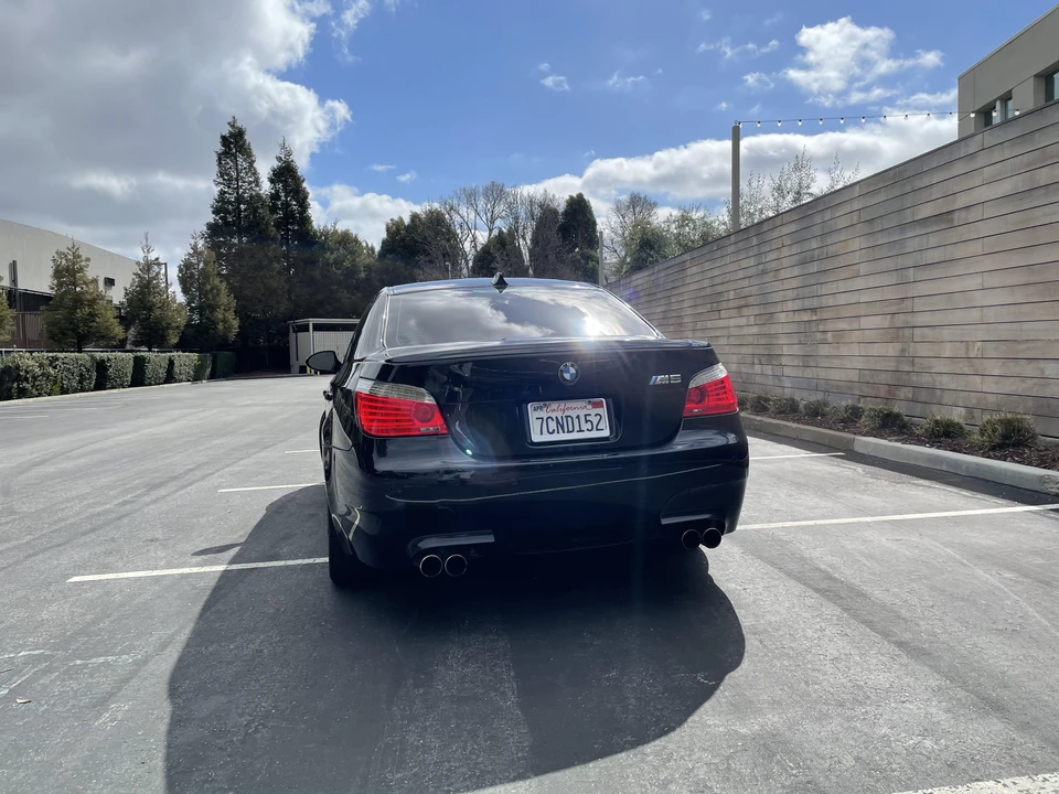 2010 BMW E60 M5 - Image 11 of 31