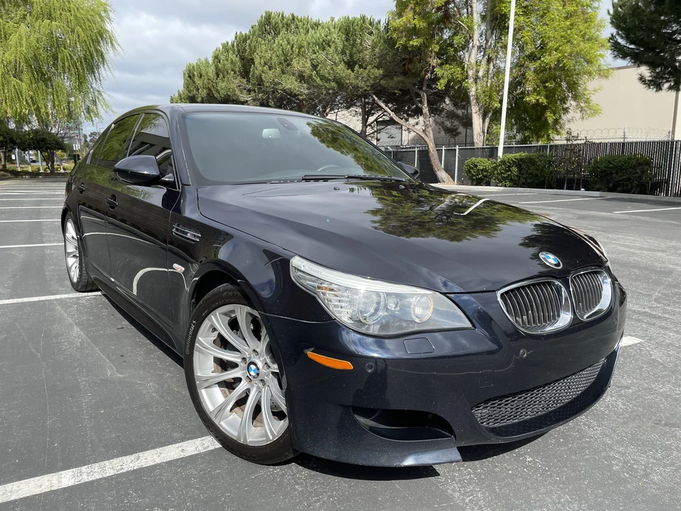 2010 BMW E60 M5 - Image 17 of 31