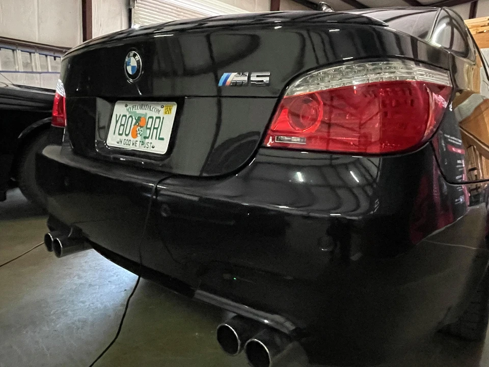 2010 BMW E60 M5 - Image 15 of 29