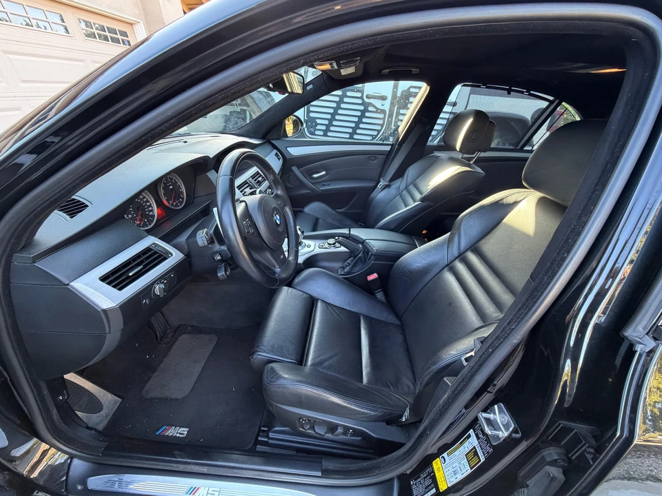 2010 BMW E60 M5 - Image 30 of 31