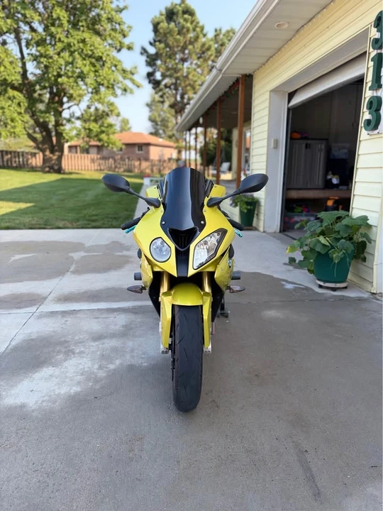 2010 BMW S1000 - Image 3 of 4