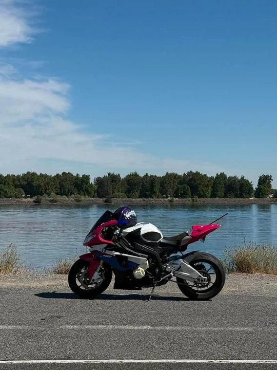 2010 BMW S1000 - Image 2 of 2