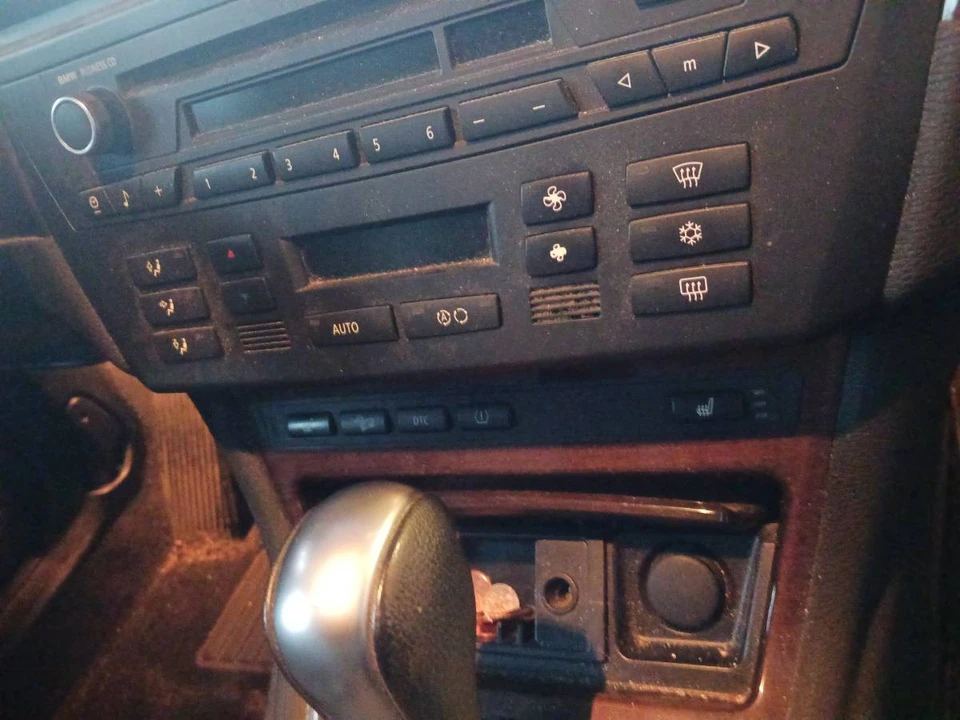 2010 BMW E83 X3 - Image 8 of 11