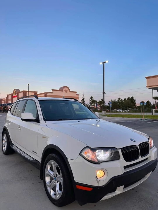 2010 BMW E83 X3 - Image 3 of 17