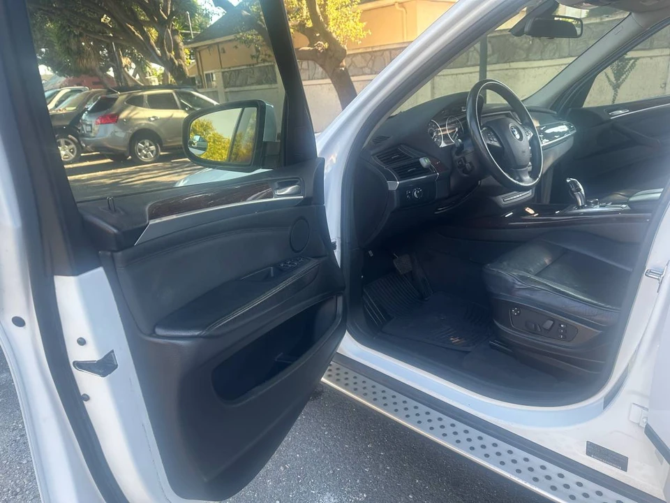 2010 BMW E70 X5 - Image 7 of 20