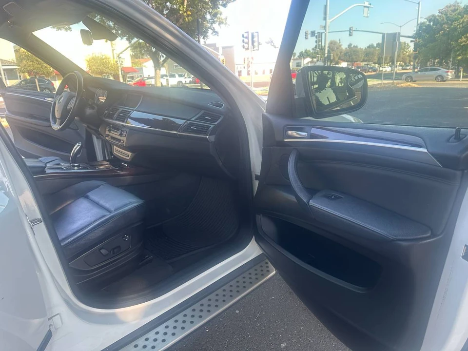 2010 BMW E70 X5 - Image 14 of 20