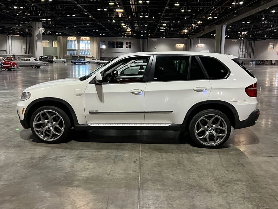 2010 BMW E70 X5 - Image 2 of 9