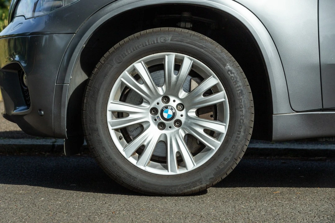 2010 BMW E70 X5 4.8i & xDrive50i - Image 28 of 30