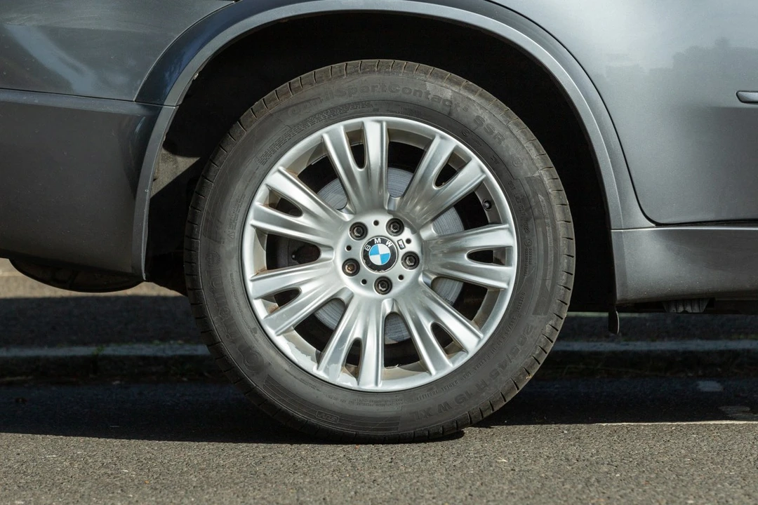 2010 BMW E70 X5 4.8i & xDrive50i - Image 30 of 30