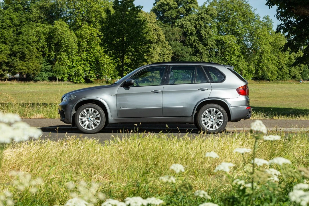 2010 BMW E70 X5 4.8i & xDrive50i - Image 27 of 30