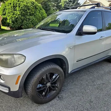 2010 BMW X5 xDrive Sport Utility 4D