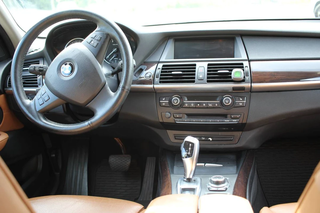2010 BMW E70 X5 - Image 10 of 21