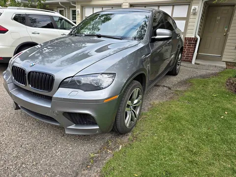 2010 BMW X6 M