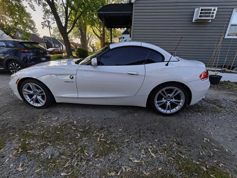 2010 BMW E89 Z4 Roadster - Image 2 of 12