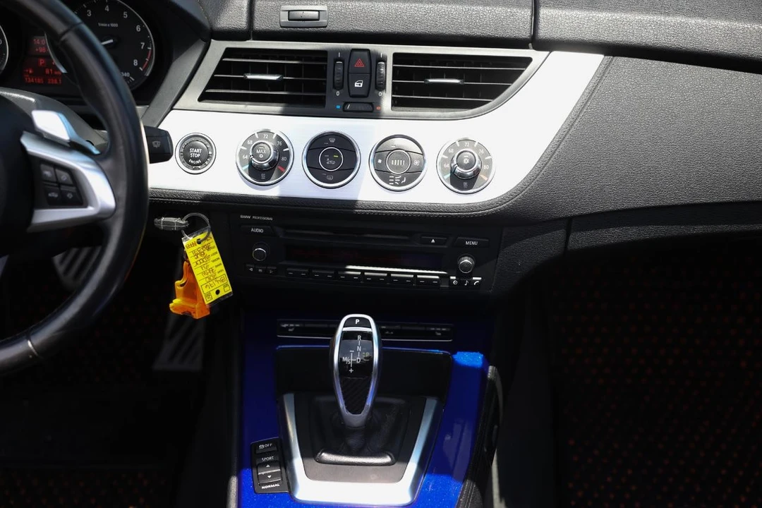 2010 BMW - Image 31 of 31