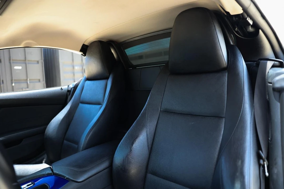 2010 BMW - Image 6 of 31