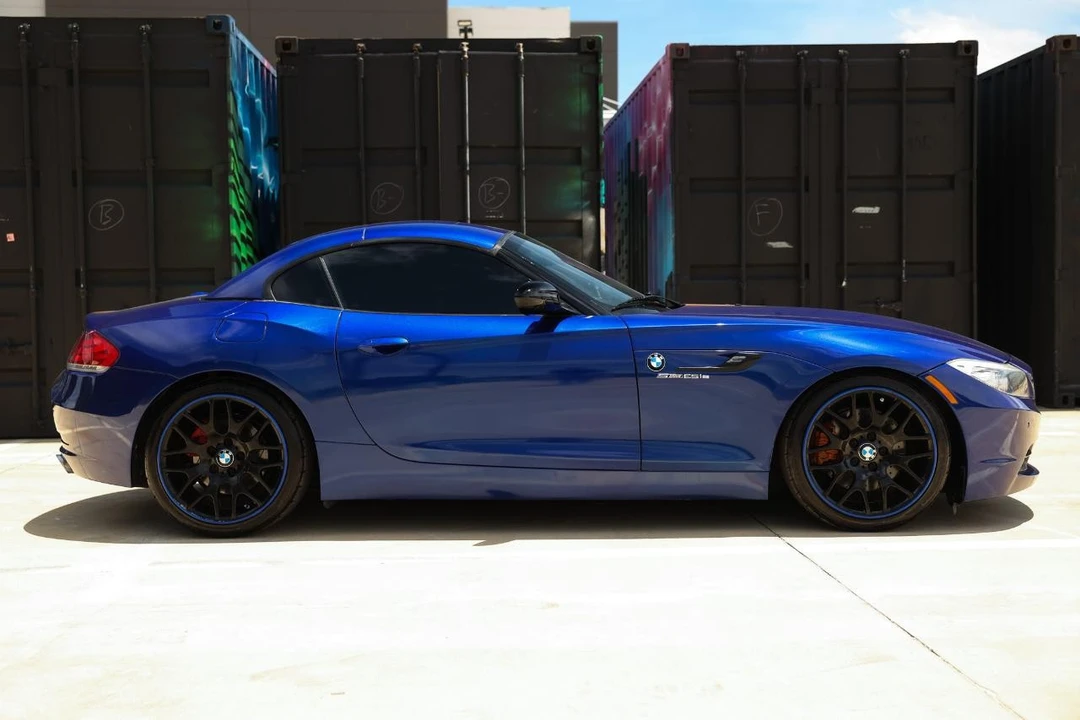 2010 BMW - Image 13 of 31