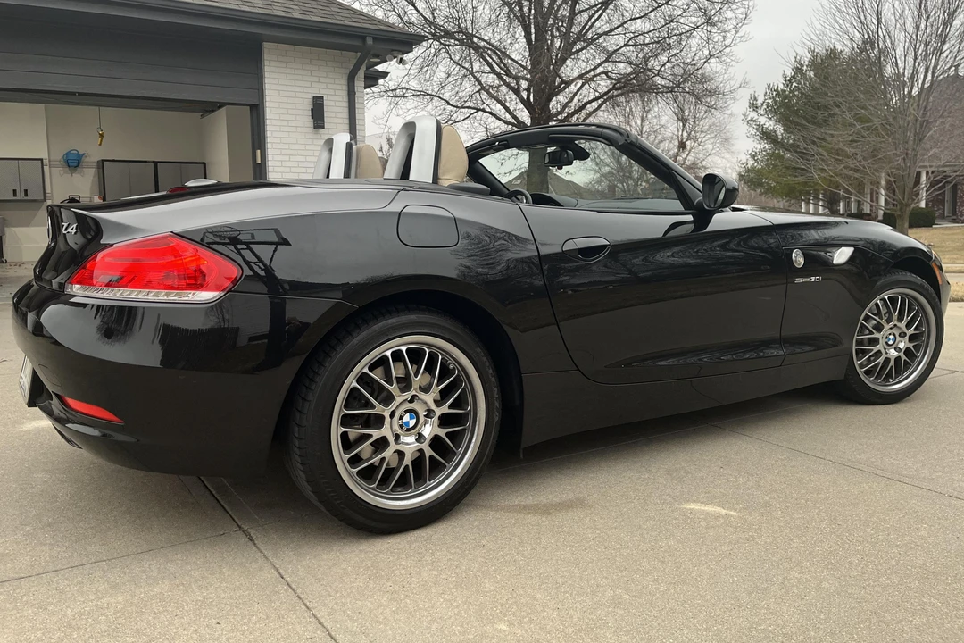 2010 BMW E89 Z4 Roadster - Image 4 of 31