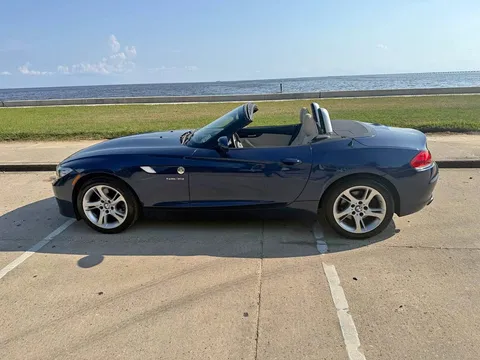2010 BMW Z4 sDrive35i Roadster 2D