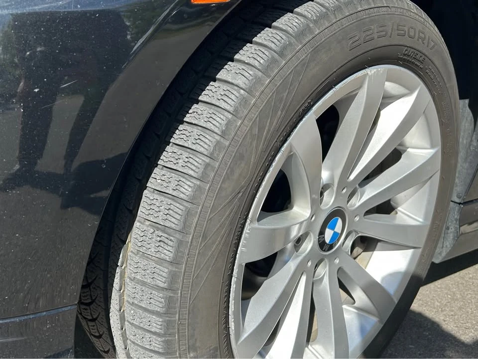2010 BMW E90 335i Sedan - Image 4 of 9