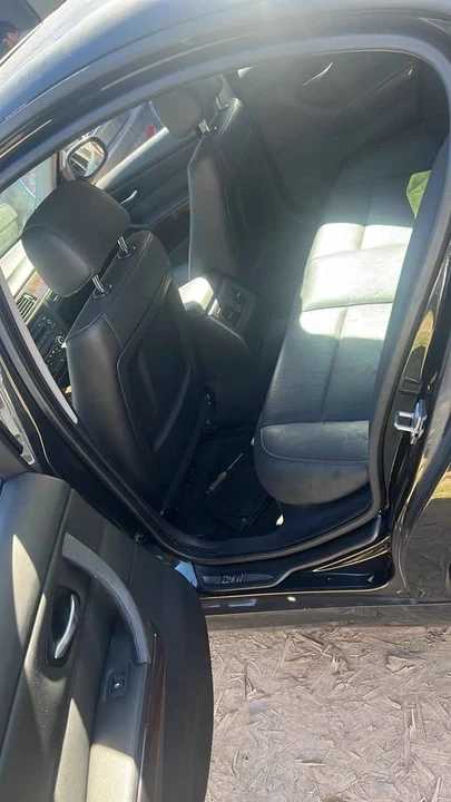 2010 BMW i3 - Image 4 of 5