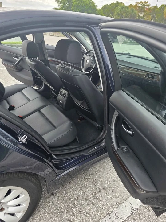 2010 BMW i8 - Image 3 of 13