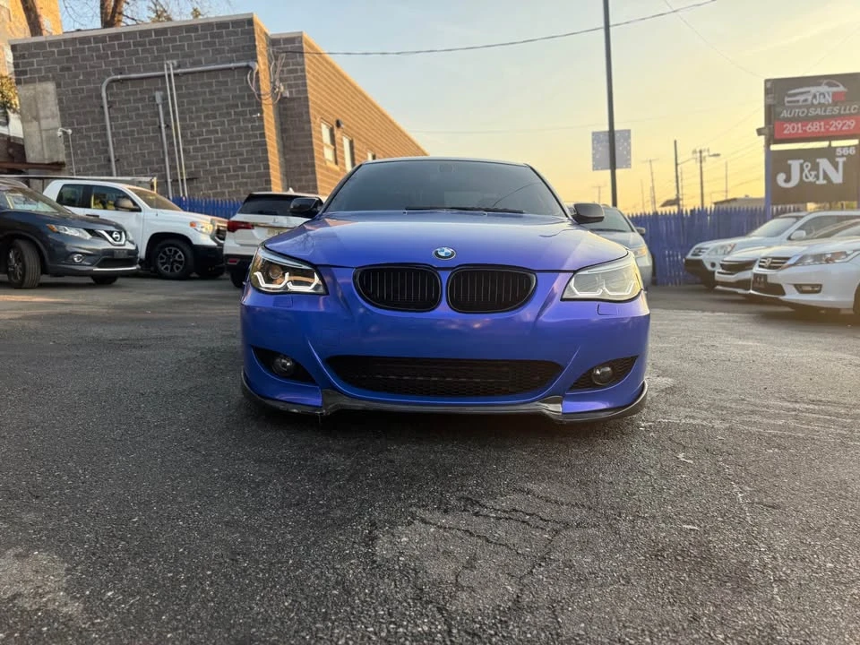 2010 BMW iX - Image 6 of 20