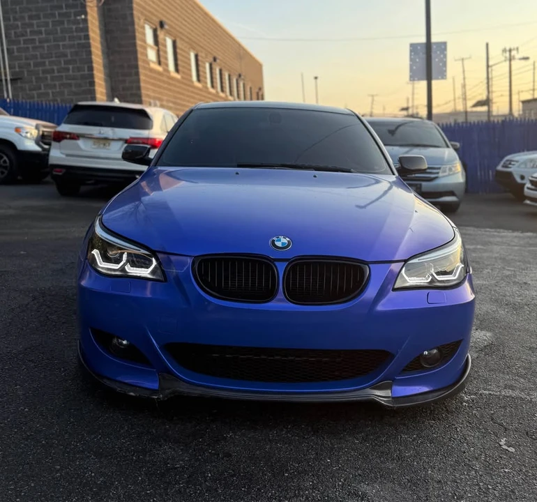 2010 BMW iX - Image 7 of 20