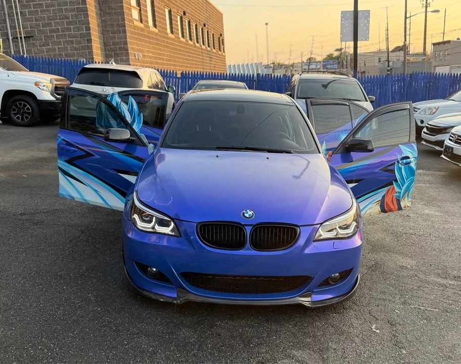 2010 BMW iX - Image 15 of 20