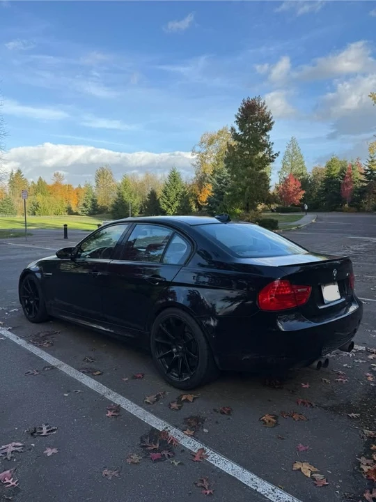 2010 BMW E90 M3 Sedan - Image 7 of 14