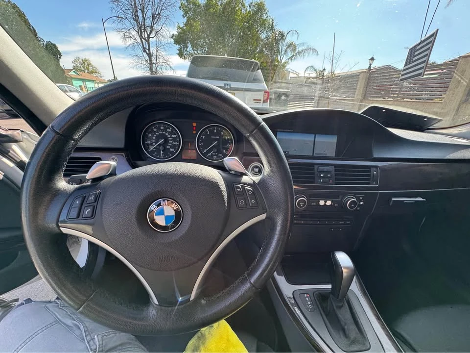 2010 BMW E90 3 Series Sedan - Image 10 of 14