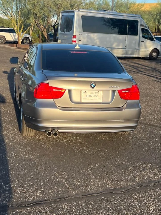 2010 BMW E90 3 Series Sedan - Image 14 of 20