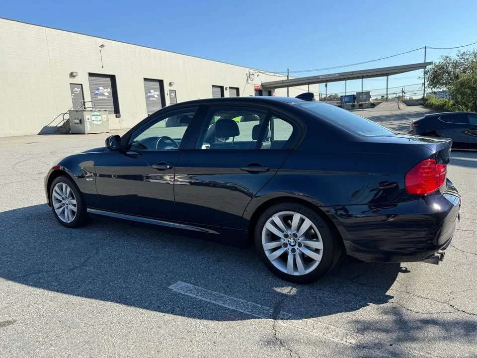 2010 BMW E90 3 Series Sedan - Image 4 of 18