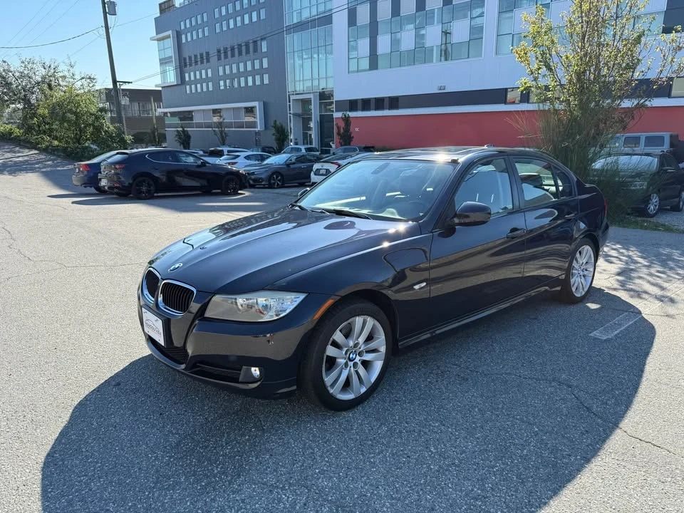 2010 BMW E90 3 Series Sedan - Image 2 of 18