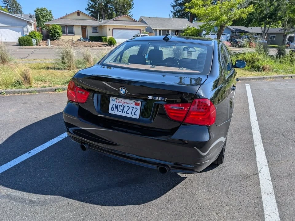 2010 BMW E90 335i Sedan - Image 5 of 20