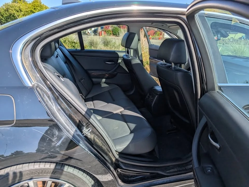 2010 BMW E90 335i Sedan - Image 17 of 20