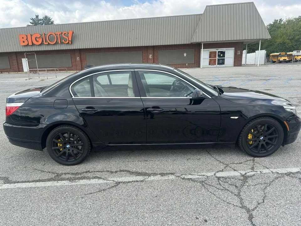 2010 BMW E60 5 Series Sedan - Image 6 of 18