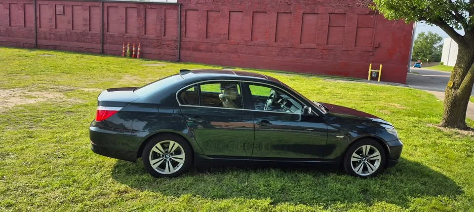2010 BMW E60 5 Series Sedan - Image 16 of 17