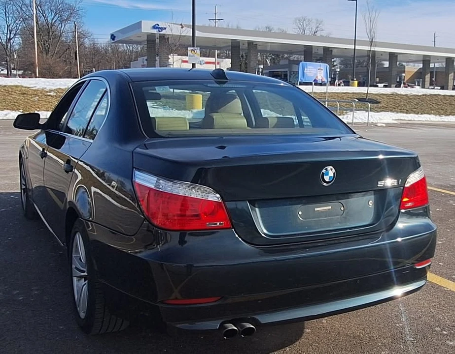 2010 BMW E60 5 Series Sedan - Image 14 of 17