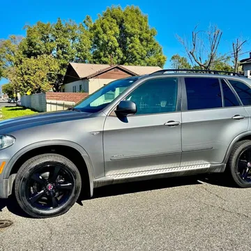 2010 BMW X5 3.0i