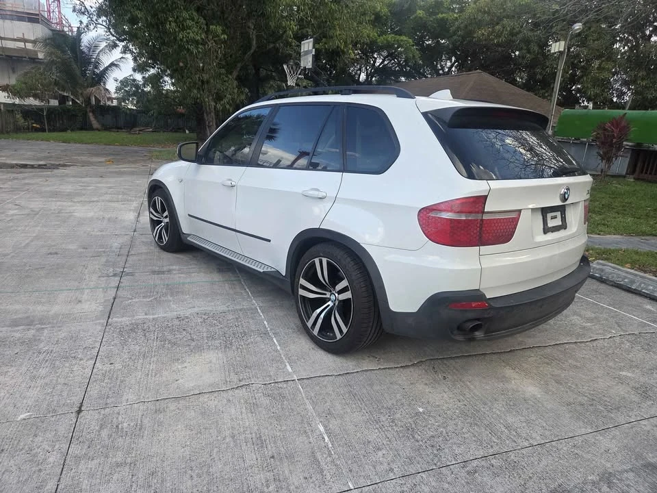 2010 BMW E70 X5 - Image 7 of 10
